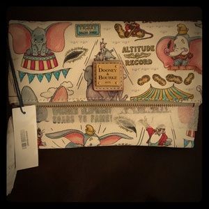 NWT Disney Dooney and Bourke Dumbo crossbody